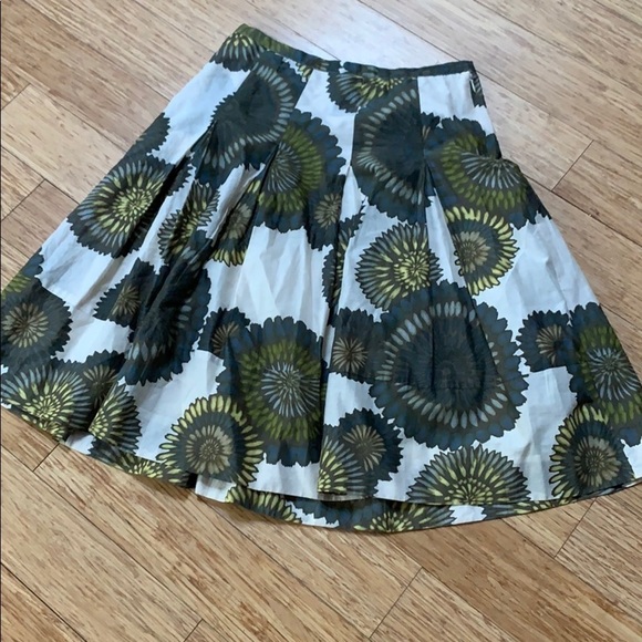 BCBGMaxAzria Dresses & Skirts - BCBG fall floral skirt NWOT